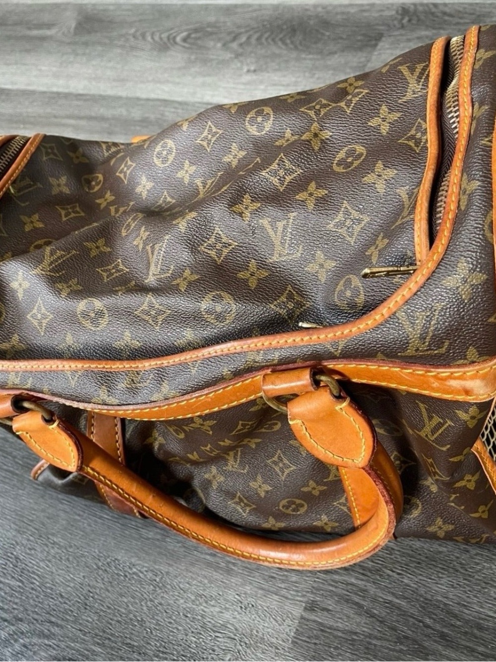 Louis Vuitton Monogram Travel Sac Chien 40 small pet in Brown and Tan